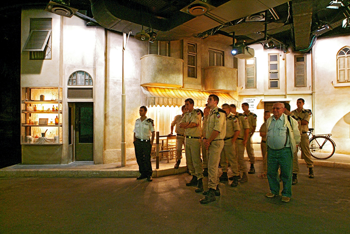 Soldiers visiting the exhibition at the Palmach Museum. Courtesy of the Palmach Museum.